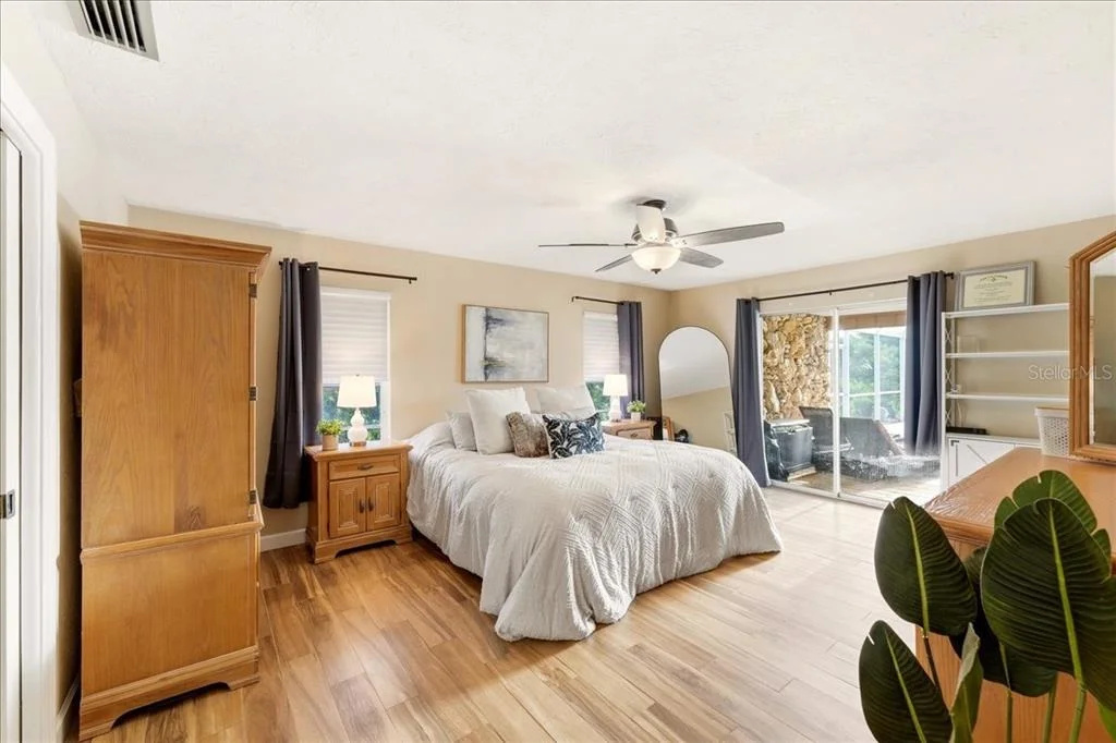 Photo of 413 SIGNORELLI DRIVE