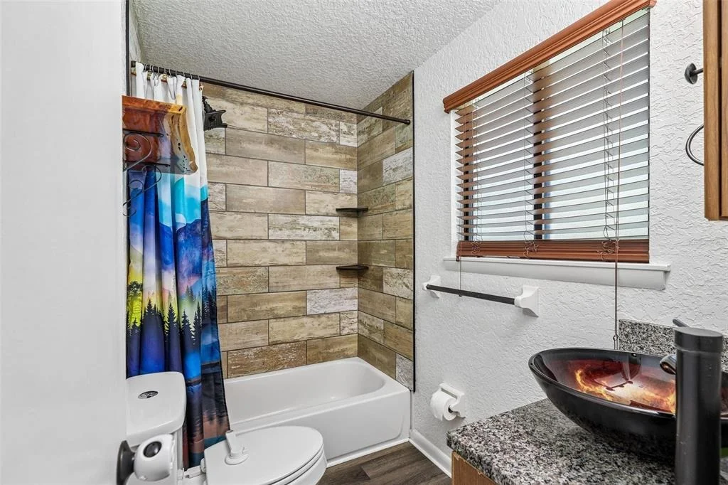 Photo of 212 DOGWOOD DRIVE