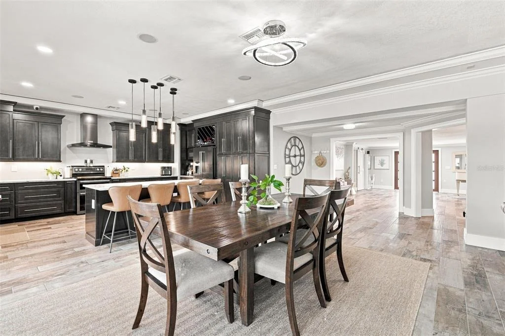 Photo of 2424 HARBOUR DRIVE