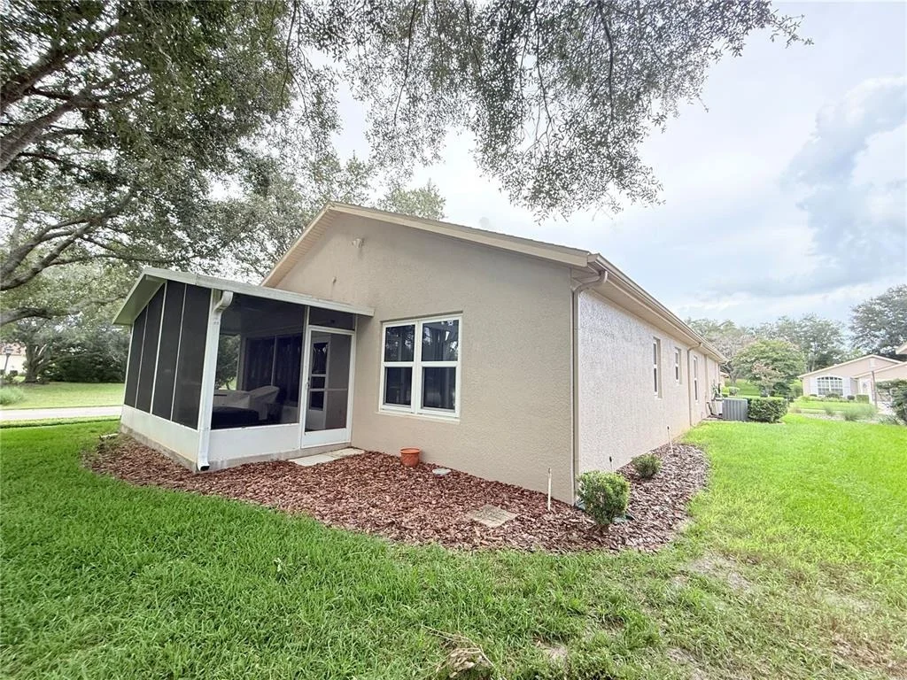 Photo of 265 CENTER OAK CIRCLE