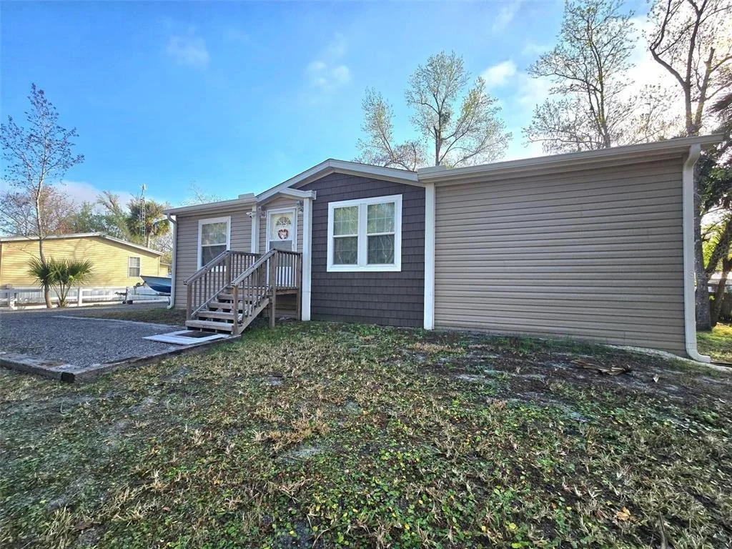 Photo of 56290 CHERRY TREE ROAD