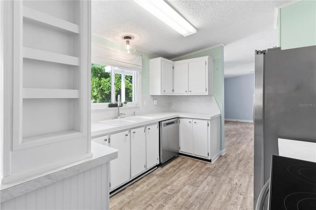 Photo of 190 NIGHTINGALE CIRCLE