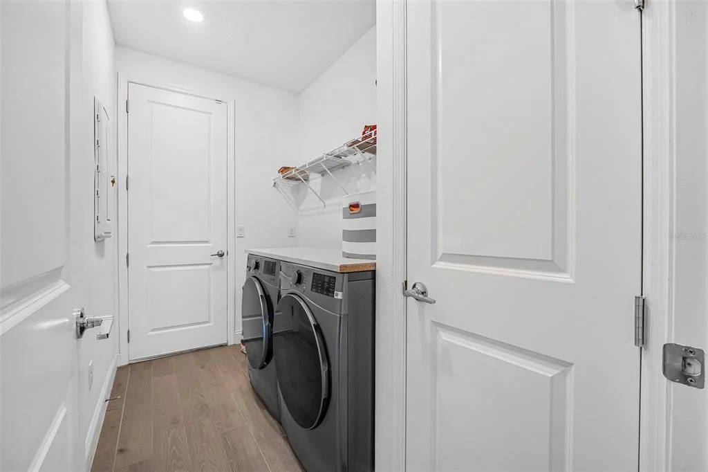 Photo of 2128 RAGLAN CIRCLE