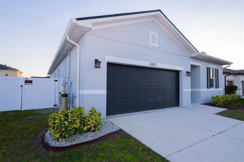 Photo of 5631 WESTERN SUN DRIVE