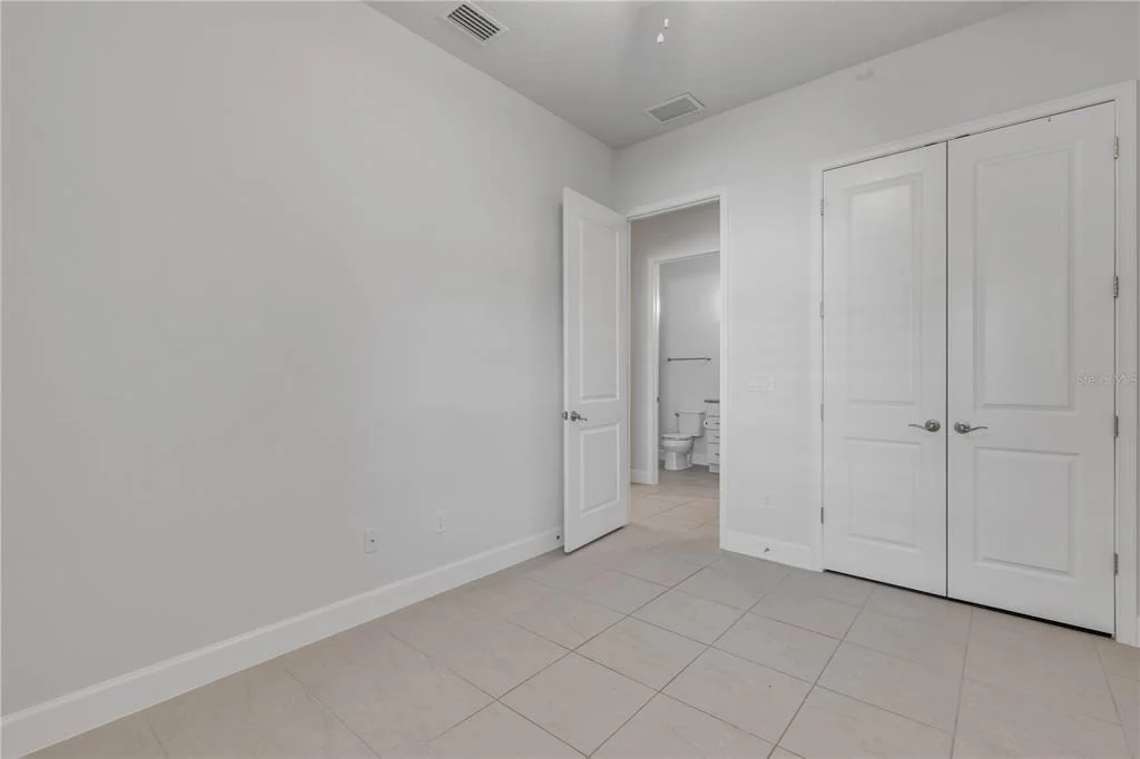 Photo of 844 PINEWOOD DRIVE