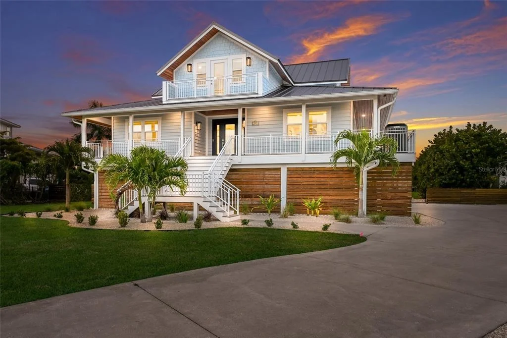 Photo of 525 GASPAR DRIVE