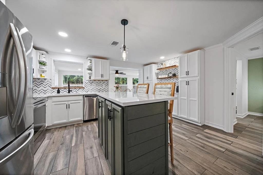 Photo of 852 ACADIA ROAD