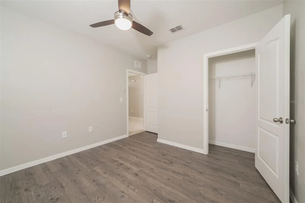 Photo of 345 SUMMERSHORE DRIVE