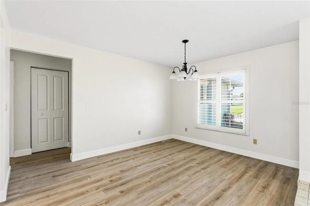 Photo of 33 E SEA HARBOR