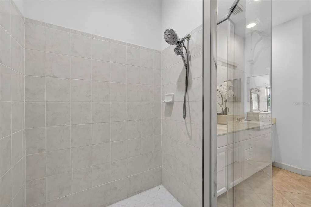 Photo of Unit D at 3336 SUNSET KEY CIRCLE