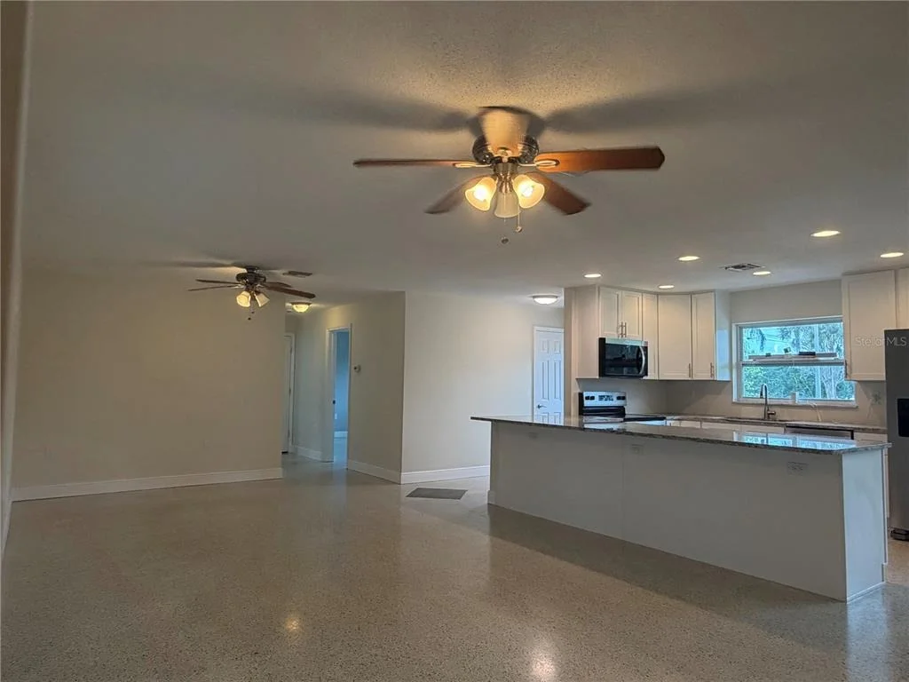Photo of 623 PALM BOULEVARD