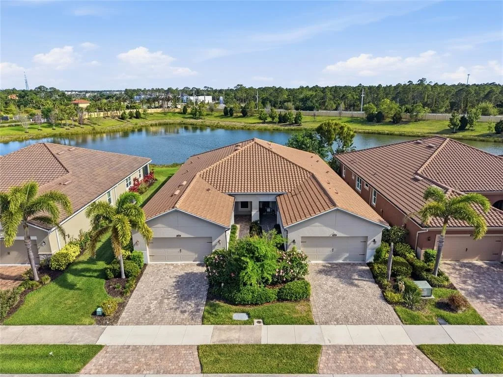 Photo of 11929 TAPESTRY LN