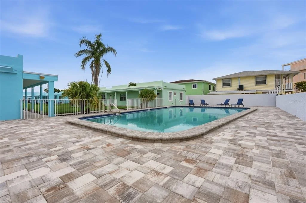 Photo of Unit 2 at 17880 GULF BOULEVARD