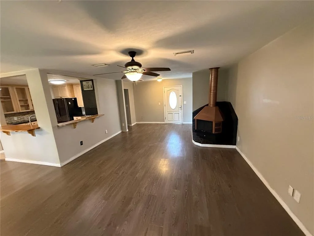 Photo of 205 TRACY WAY