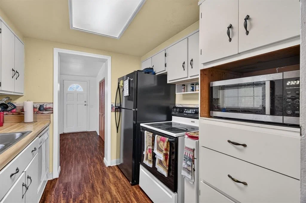 Photo of 1865 CEDARWOOD DRIVE