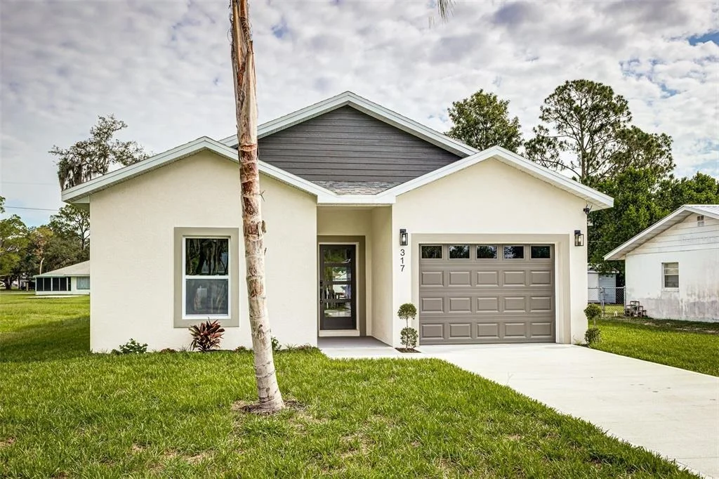 Photo of 317 QUAIL AVENUE