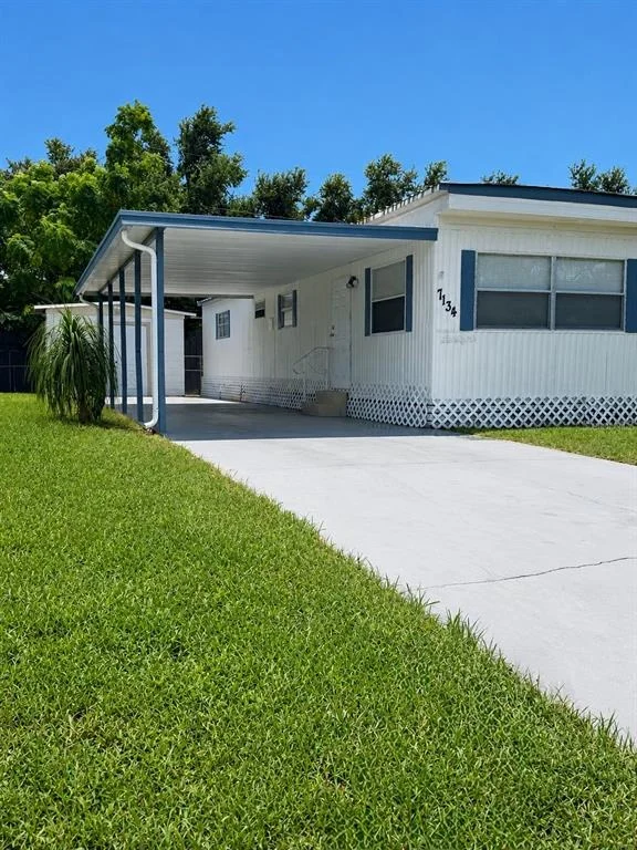 Photo of 7134 LOFTY DRIVE
