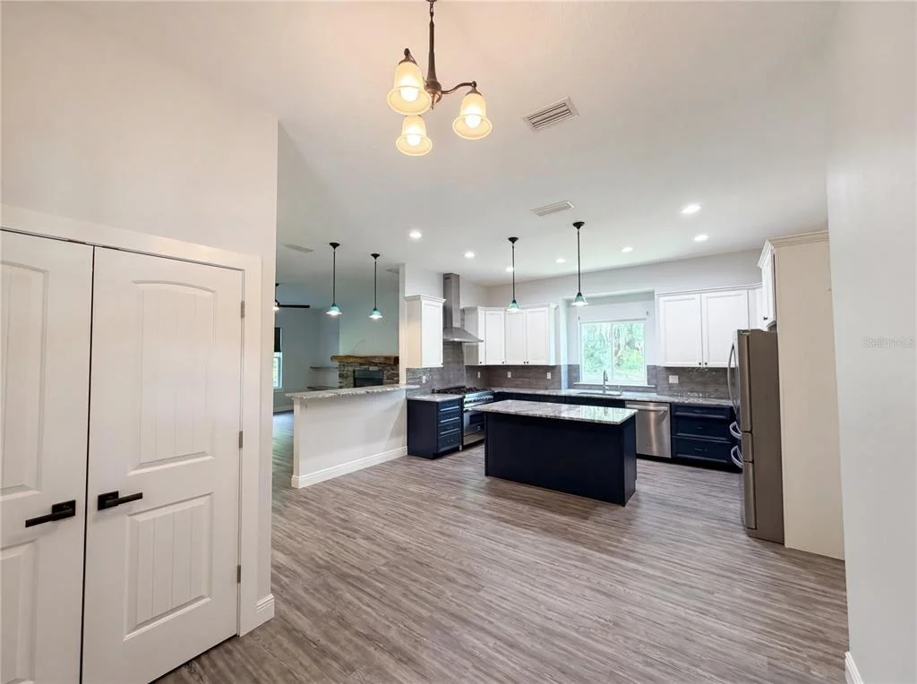 Photo of 2700 WESTSIDE DRIVE