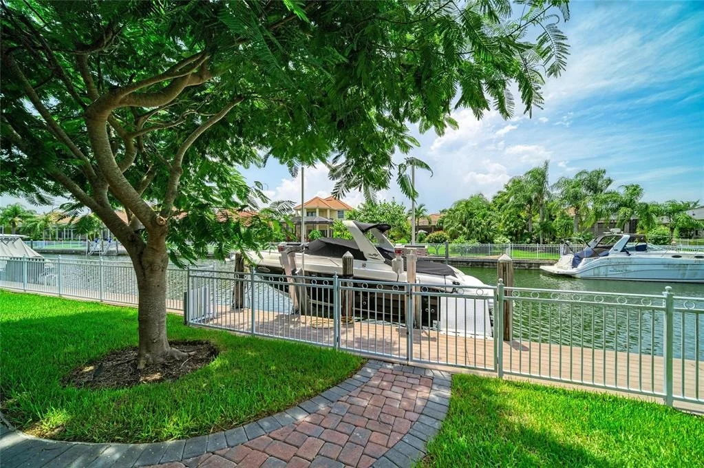Photo of 545 MAST DRIVE