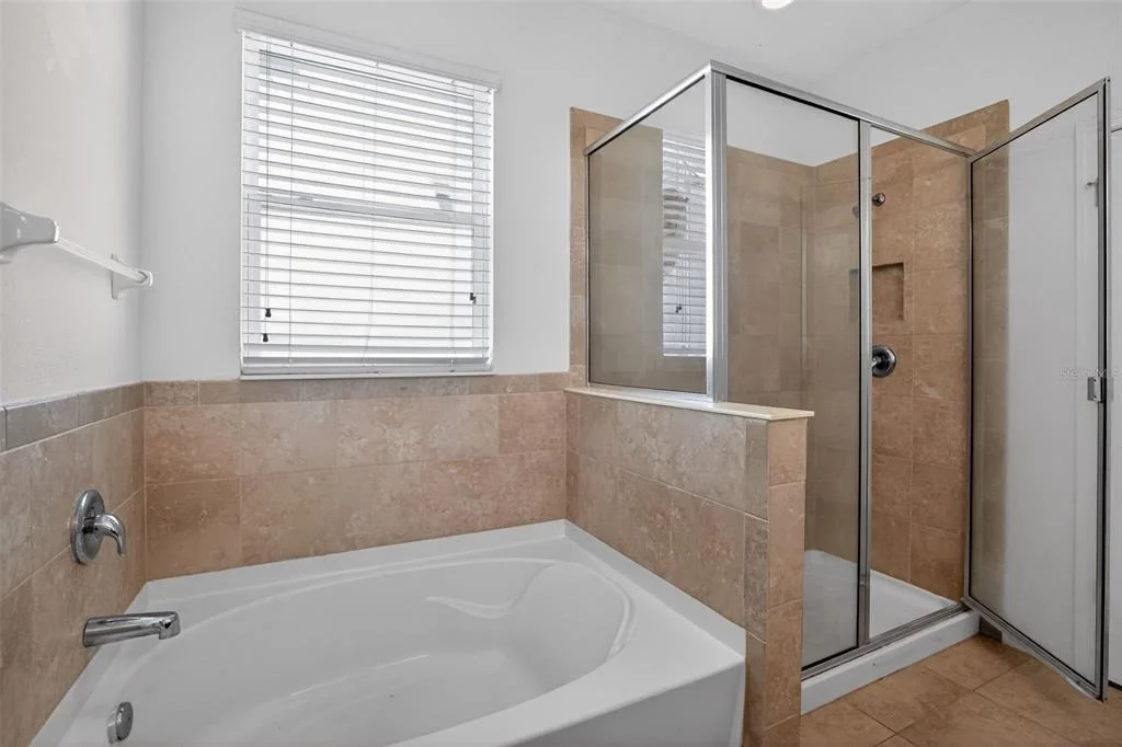 Photo of 11406 WARREN OAKS PLACE