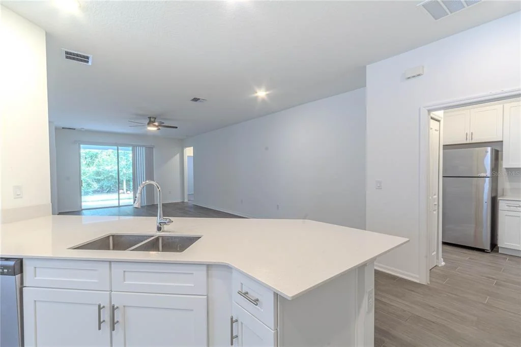 Photo of 407 THREE OAKS DRIVE
