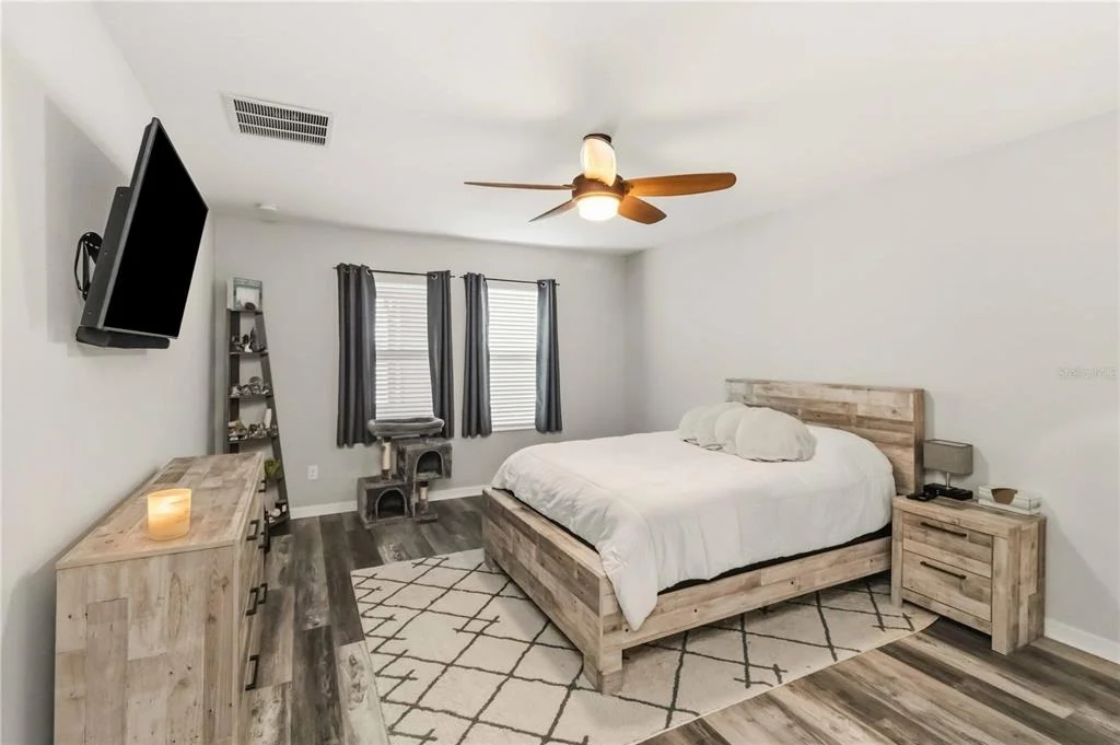 Photo of 5210 DANDELION STREET