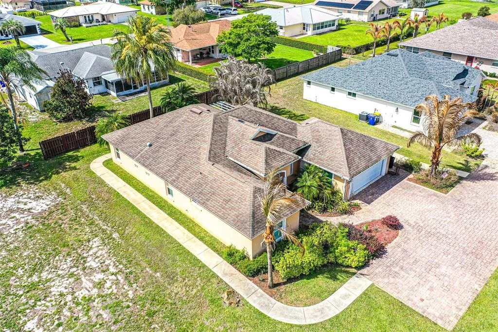 Photo of 3715 SEBRING PARKWAY