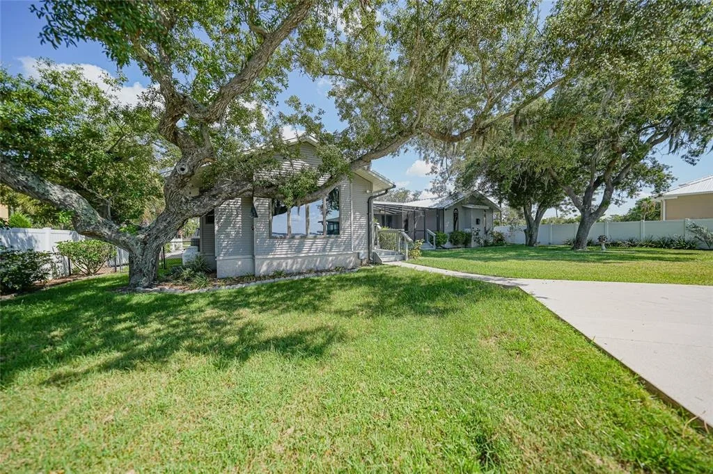Photo of 4460 NORTHSHORE DRIVE