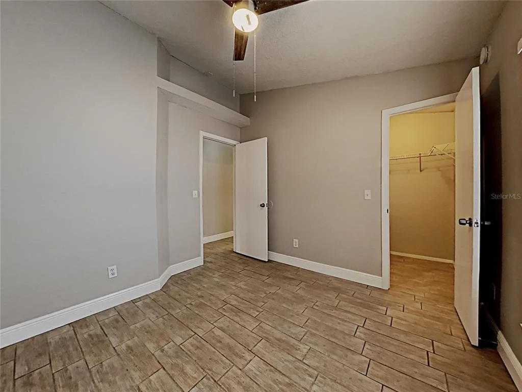 Photo of 1604 CHATHAM CIRCLE