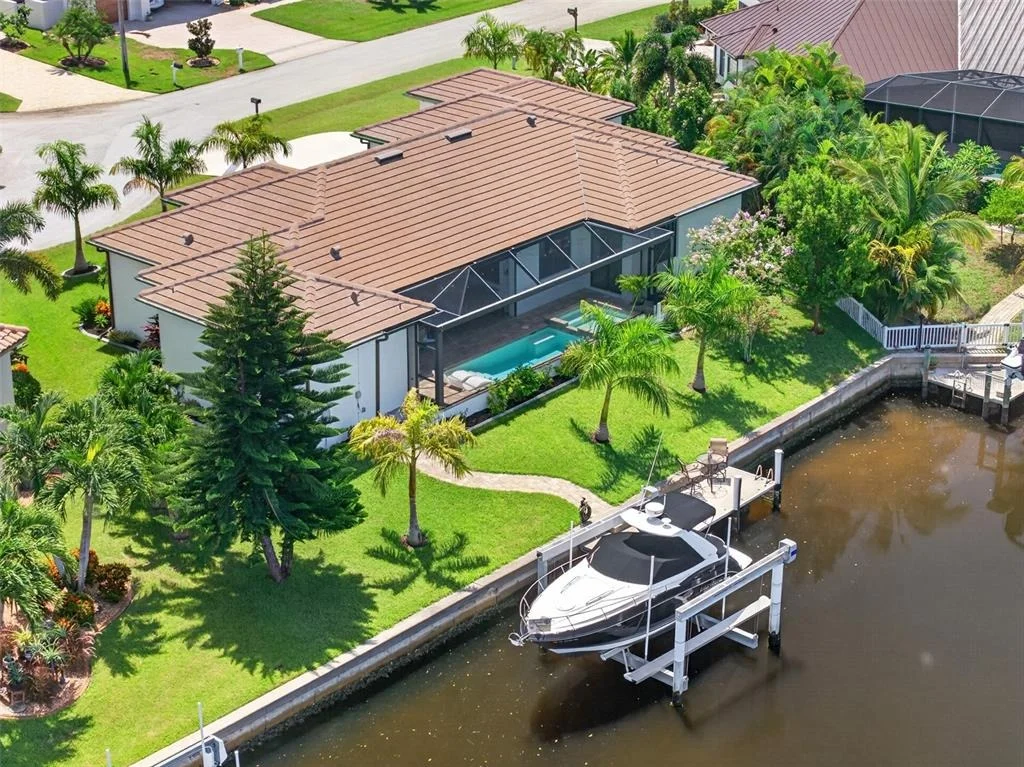 Photo of 1737 CASEY KEY DRIVE