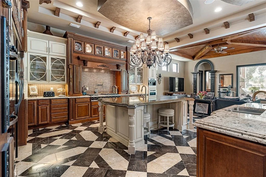 Photo of 641 WOODBRIDGE DRIVE