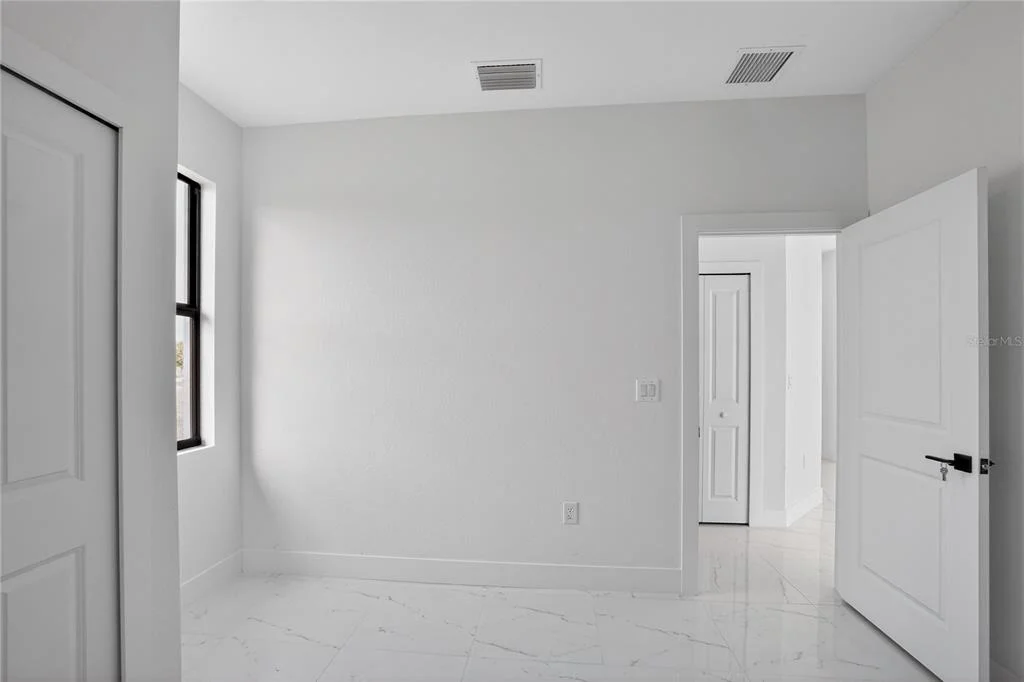 Photo of 336 SUNSET ROAD