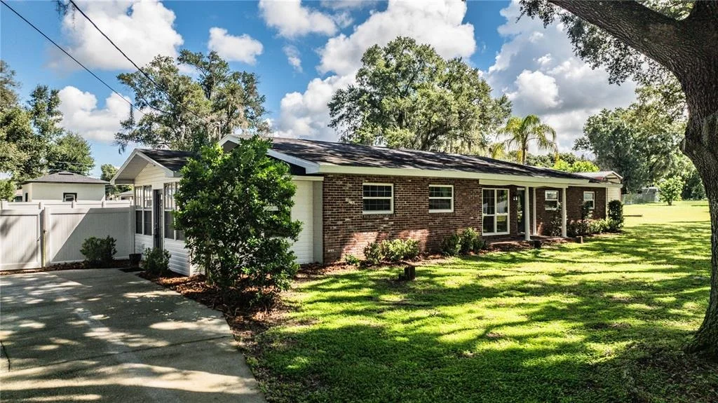 Photo of 2217 WELLS ROAD