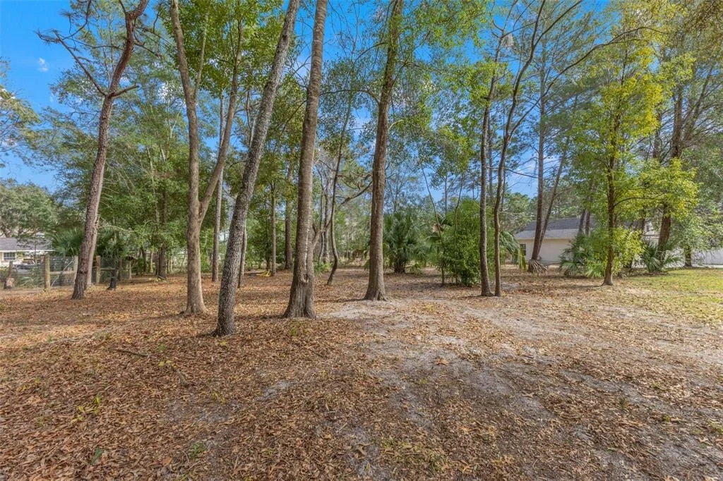 Photo of 14071 LINDEN DRIVE