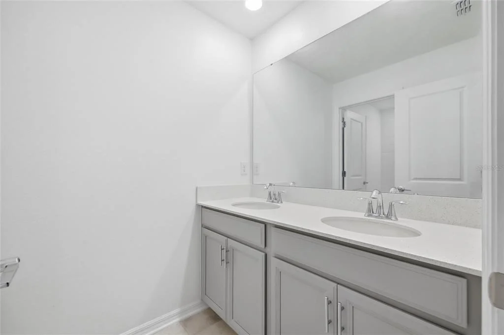 Photo of 5215 TANZANITE DRIVE