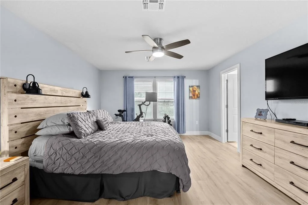Photo of 9109 ROYAL RIVER CIRCLE