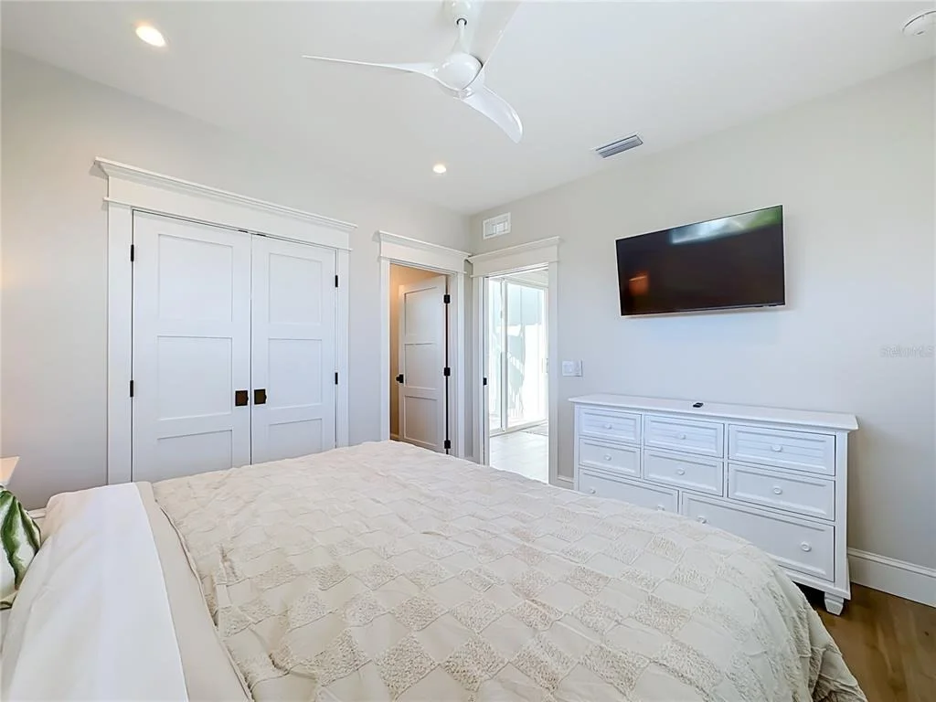 Photo of 2918 GULF DRIVE