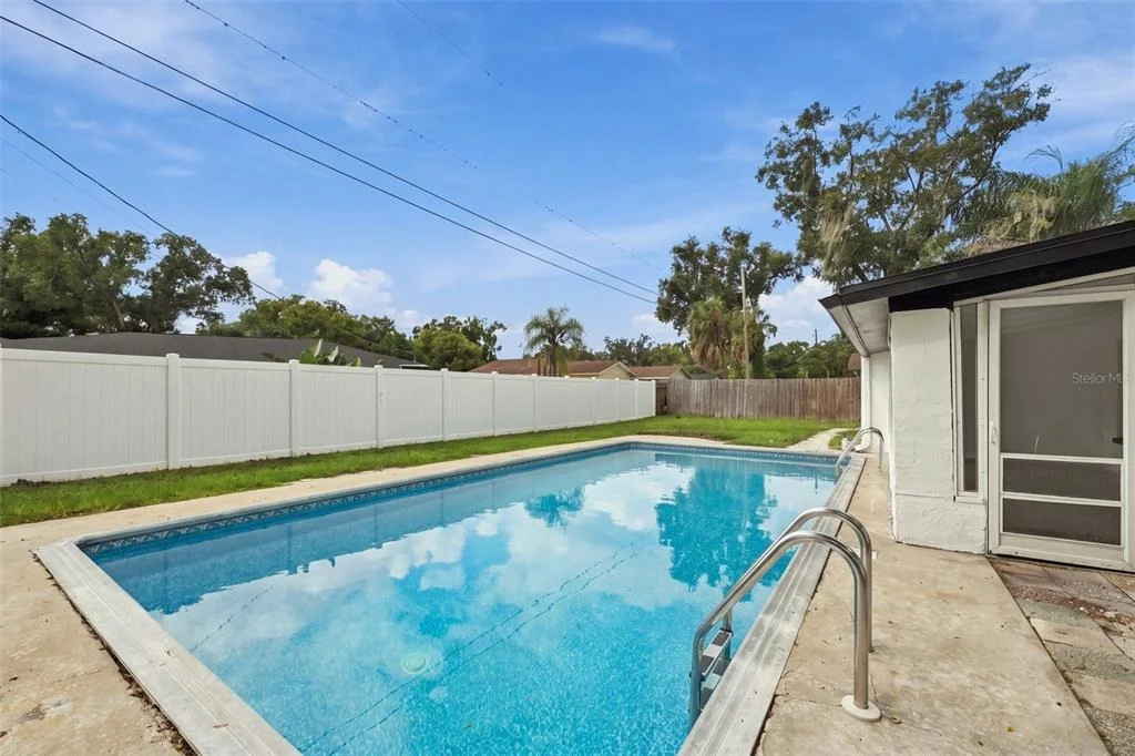 Photo of 509 CLEMONS ROAD