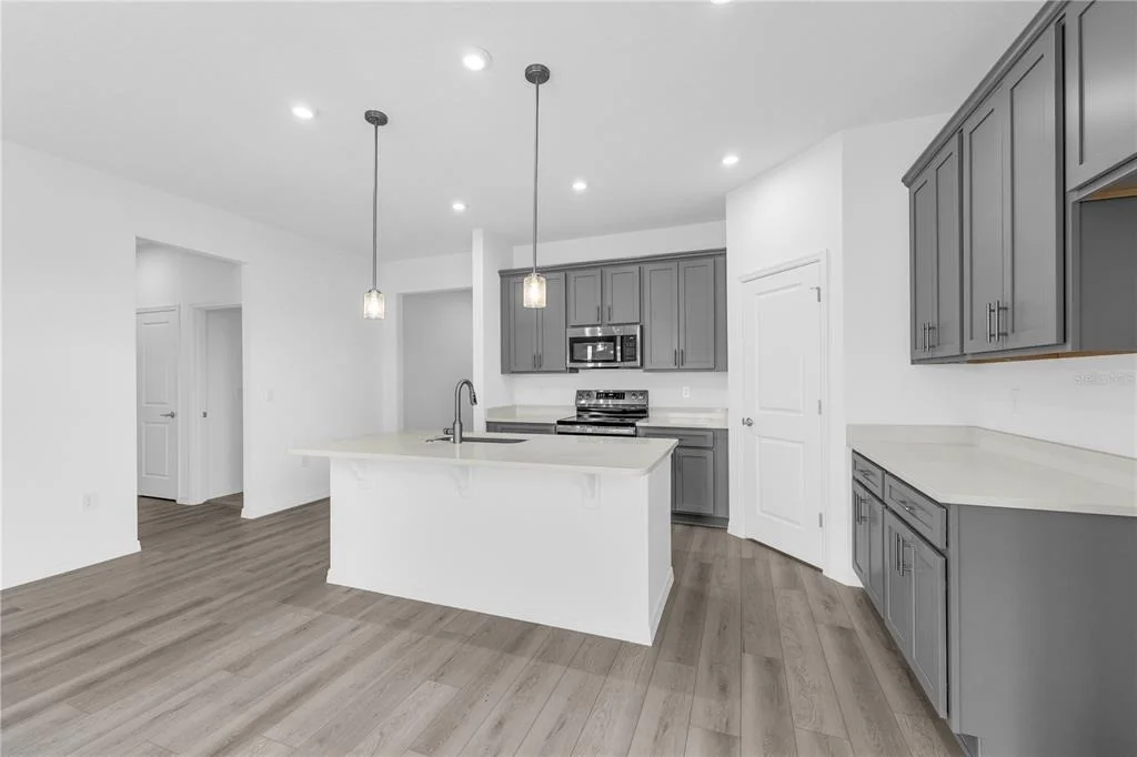 Photo of 1112 BANFF DRIVE NE