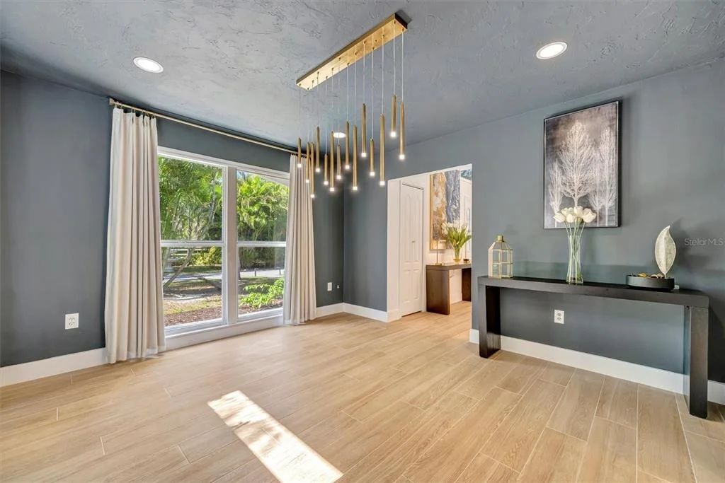 Photo of 403 LONGBOW TRAIL