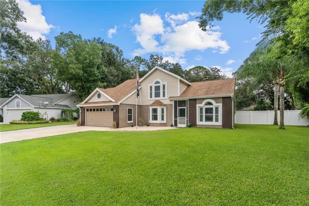 Photo of 460 CHAMPAGNE CIRCLE