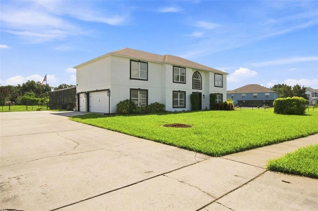 Photo of 6113 WATERFIELD WAY