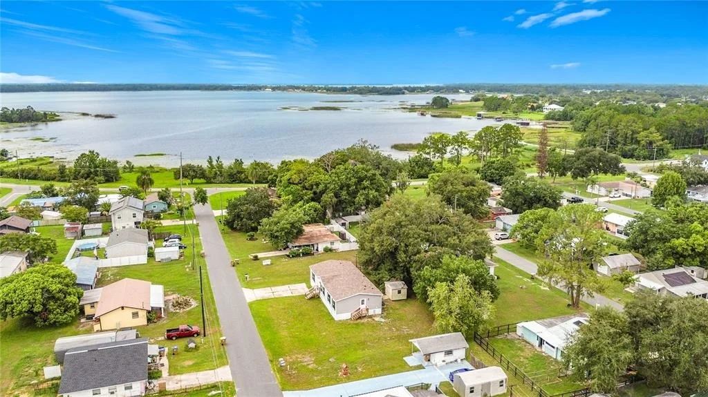 Photo of 1626 TARPON BOULEVARD