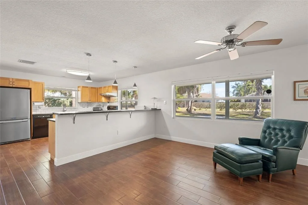 Photo of 6520 QUONSET ROAD