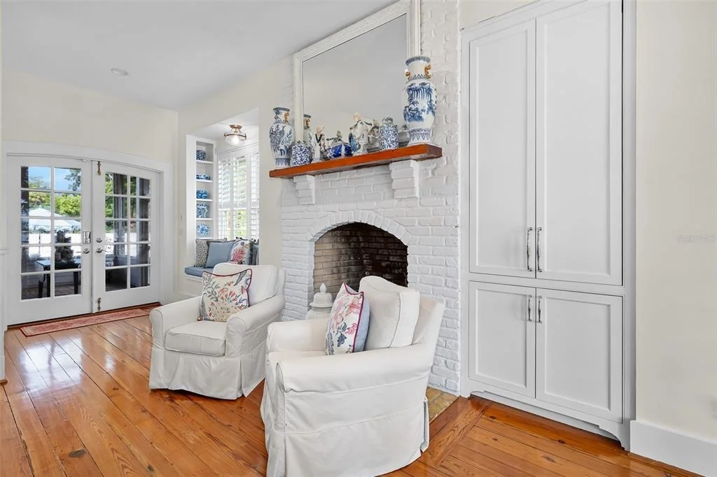 Photo of 94 N BEACH STREET