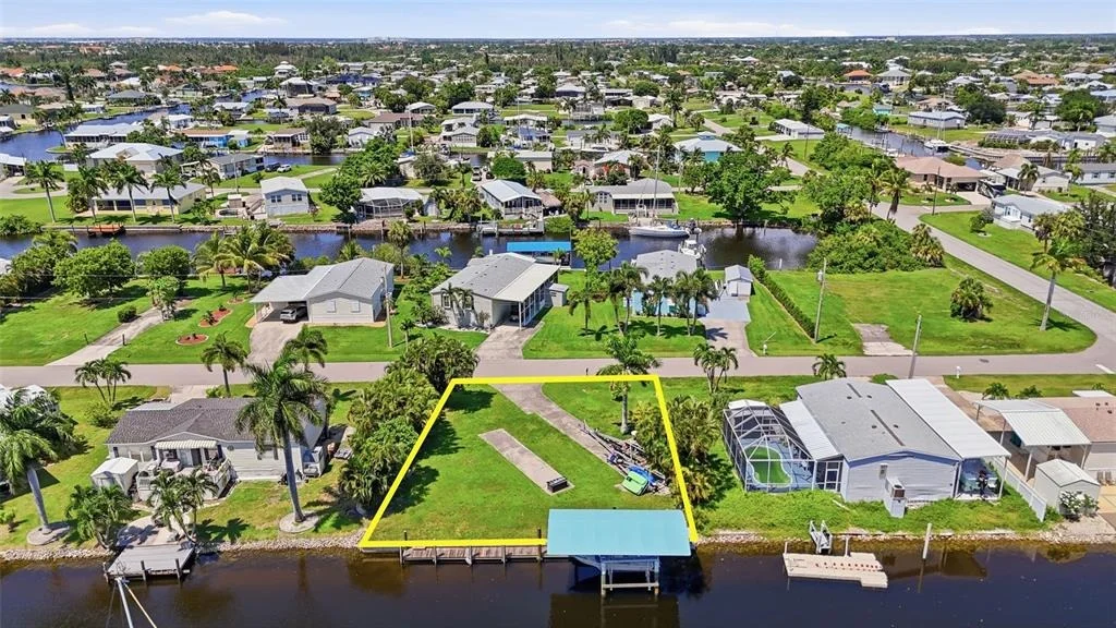 Photo of 721 CORAL DRIVE