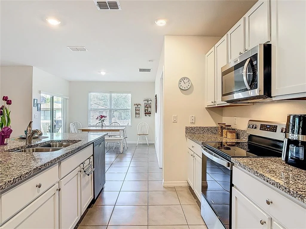 Photo of 712 RED HAWK LANE