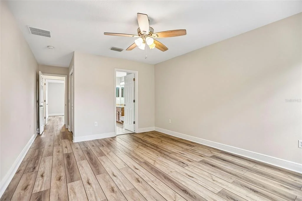 Photo of 5903 CAPE LOOP