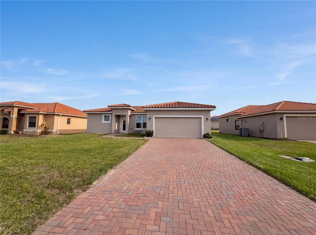 Photo of 446 CINNAMON DRIVE