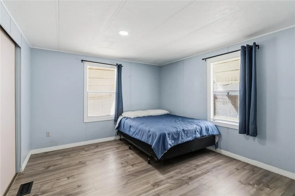 Photo of 2320 DARBY LANE